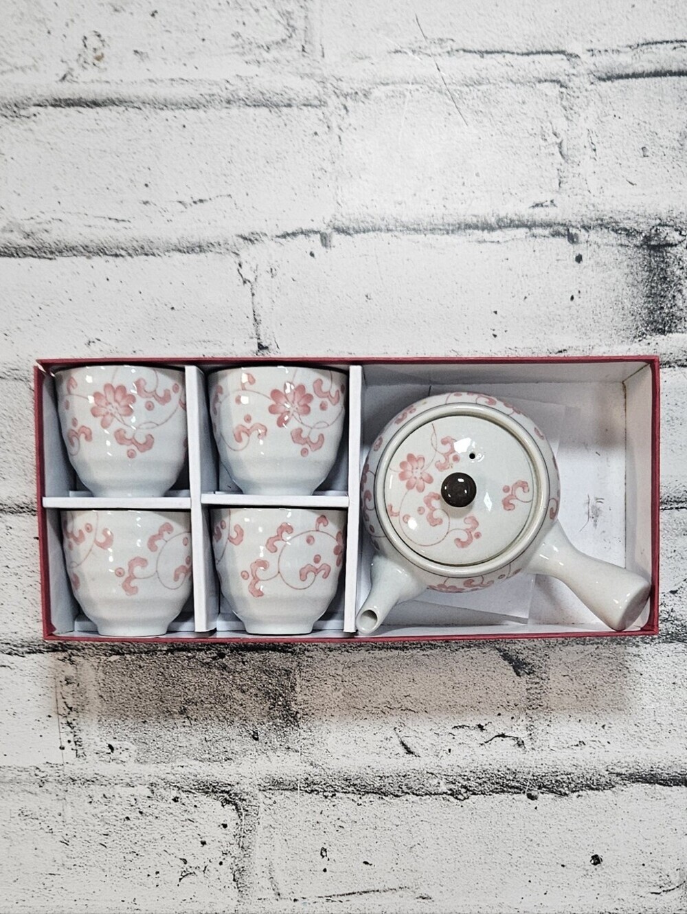 Porcelain Tea Set Teapot & 4 Cups Pink Floral Asian Style NIB